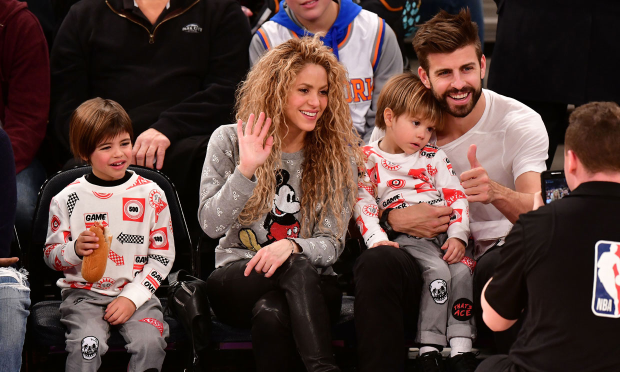 Shakira rescata de su álbum personal esta tierna imagen de Piqué y su hijo Sasha