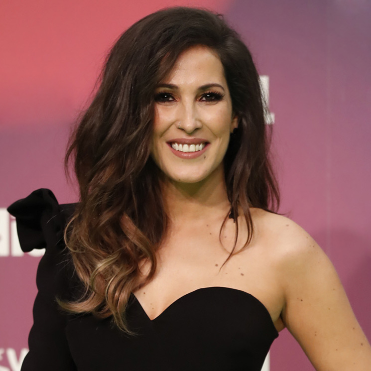 Malú cumple 37 años en el centro de todas las miradas