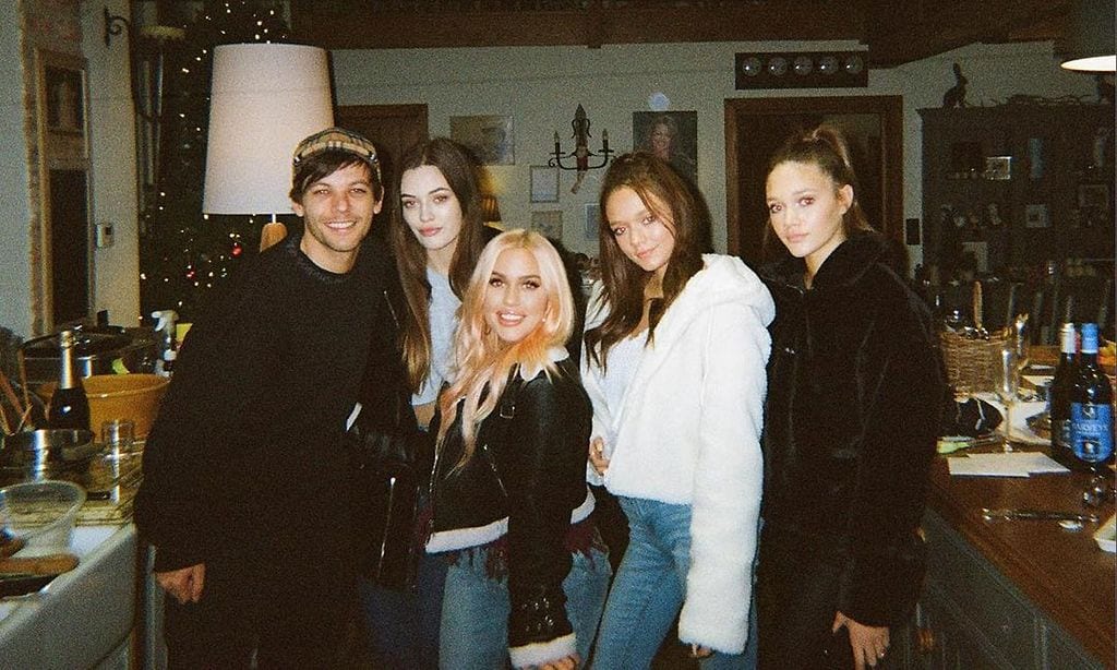 Los desgarradores mensajes de la familia de Louis Tomlinson, tras la muerte de la hermana del artista