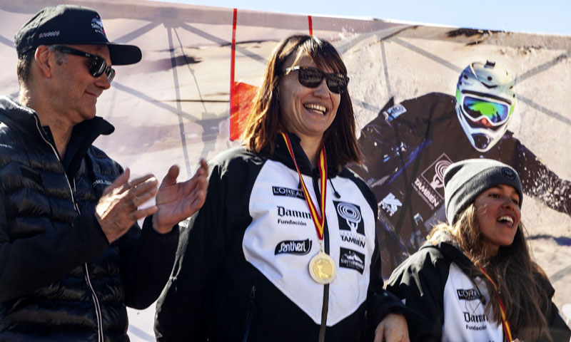 Los hijos de Irene Villa, su talismán tras ganar una medalla de plata en Sierra Nevada