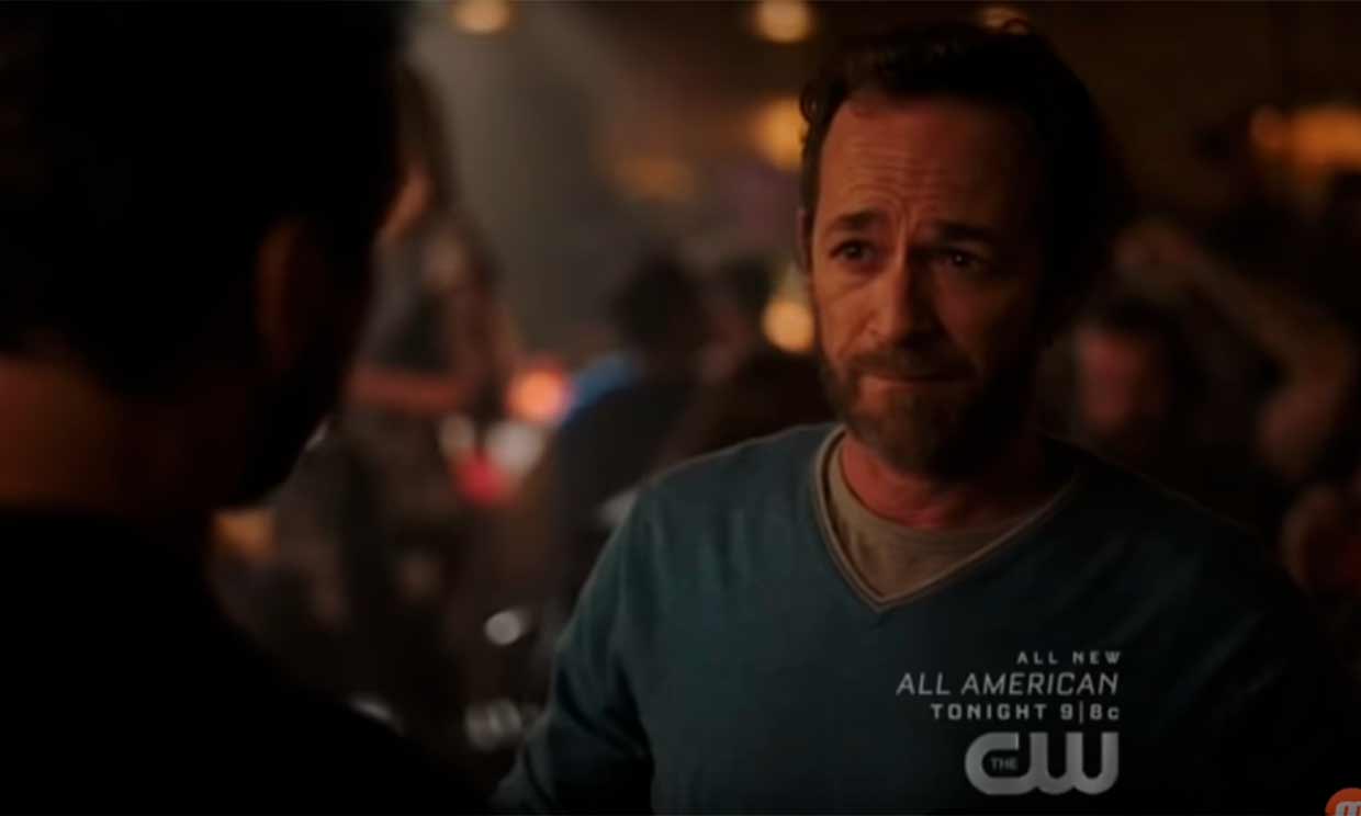 La aparición póstuma de Luke Perry en la pequeña pantalla emociona a sus fans