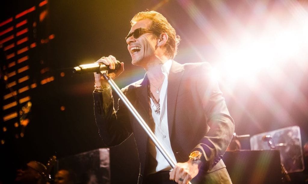 ¡Marc Anthony está de celebración! Su primer single le da 10 millones de alegrías