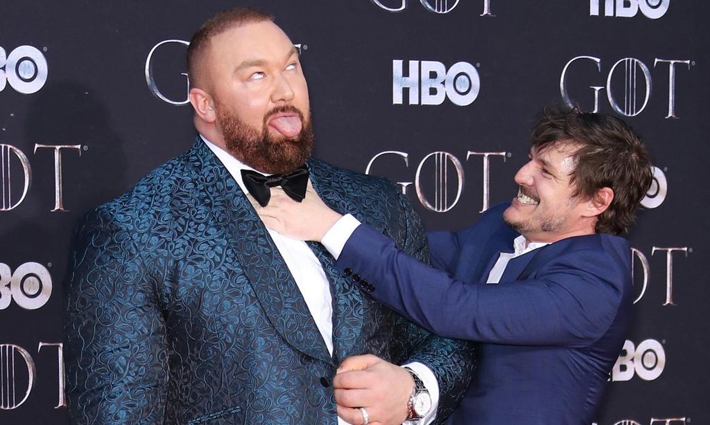 FOTOGALERÍA: Rivales, amigos y enamorados se reúnen en el estreno de 'Juego de Tronos'
