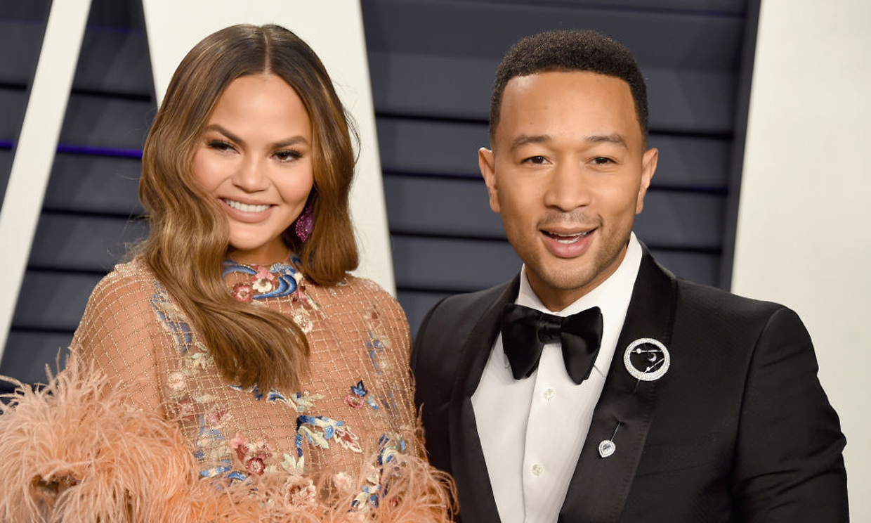 La última 'locura' de Chrissy Teigen y John Legend les convierte en una familia 'molona tatuada'