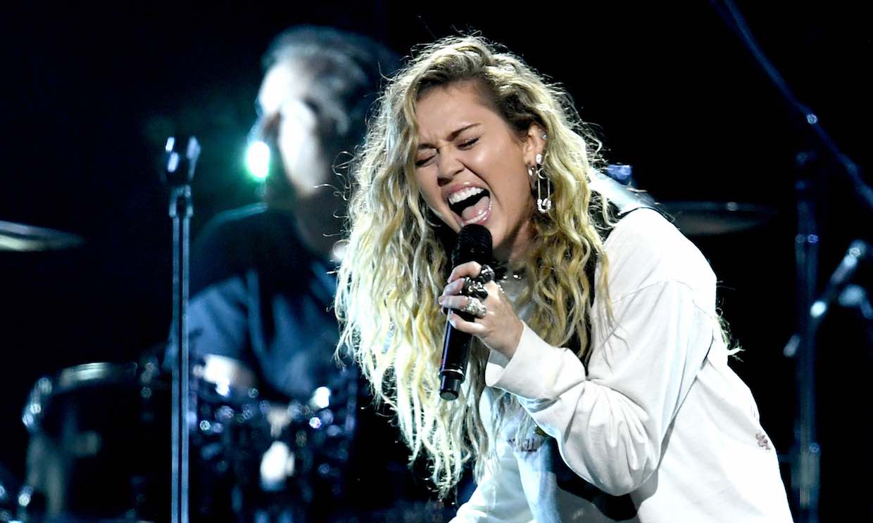 La cantante Miley Cyrus sustituirá a Cardi B. en el Festival Primavera Sound
