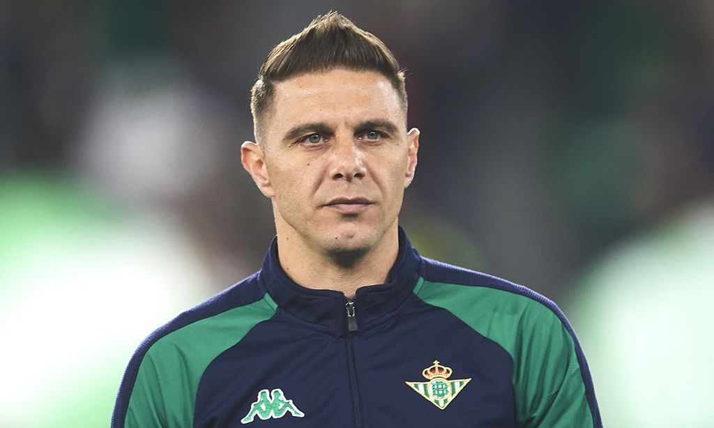 El futbolista Joaquín Sánchez sufre un robo en su hogar en pleno derbi contra el Sevilla