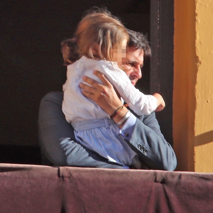 Francisco Rivera le inculca a su hija Carmen su pasión por la Semana Santa