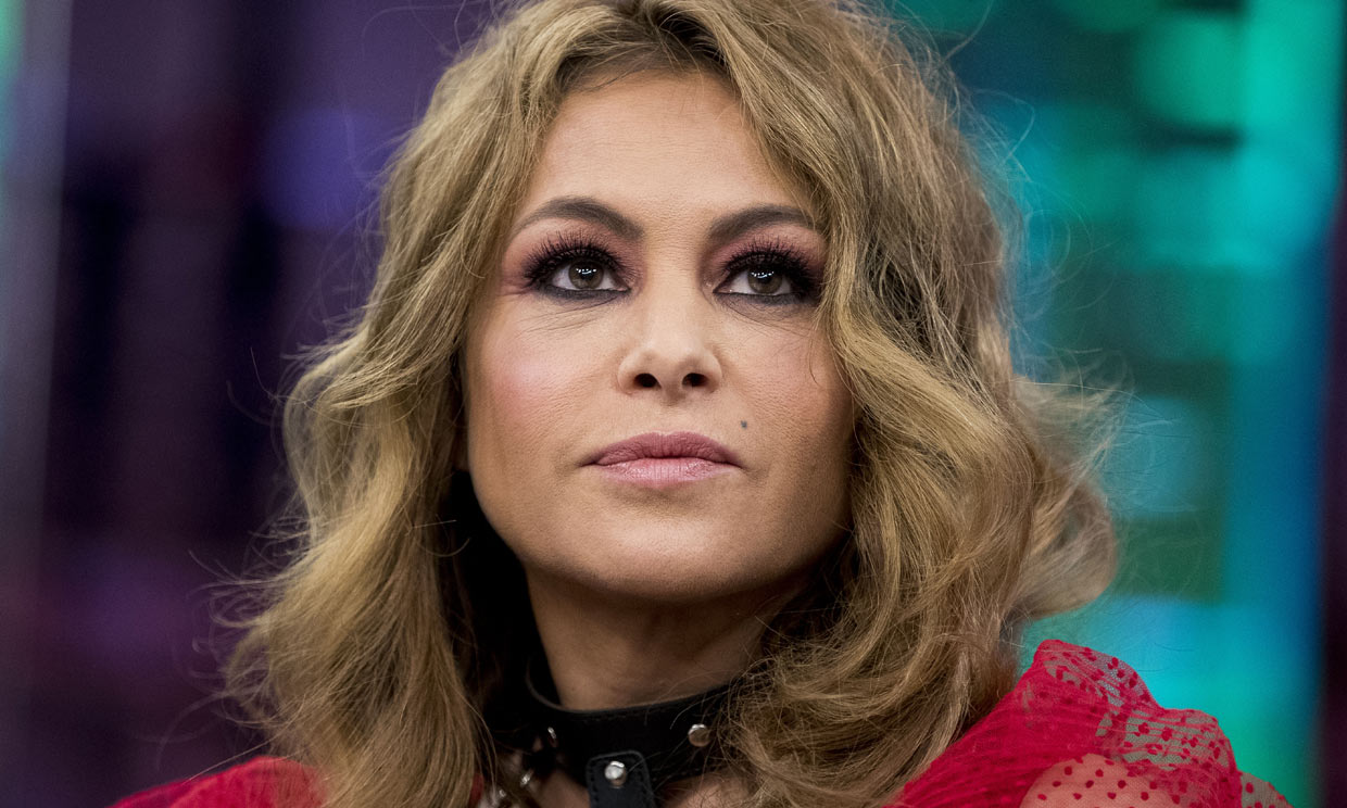 Paulina Rubio demanda a Colate por impedirle localizar a su hijo