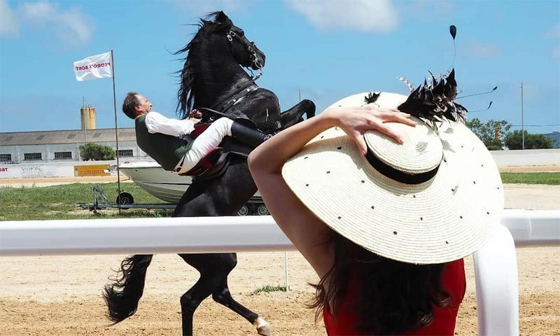 Menorca acoge un año más 'Hats & Horses', la cita en la que la hípica y la moda se dan la mano