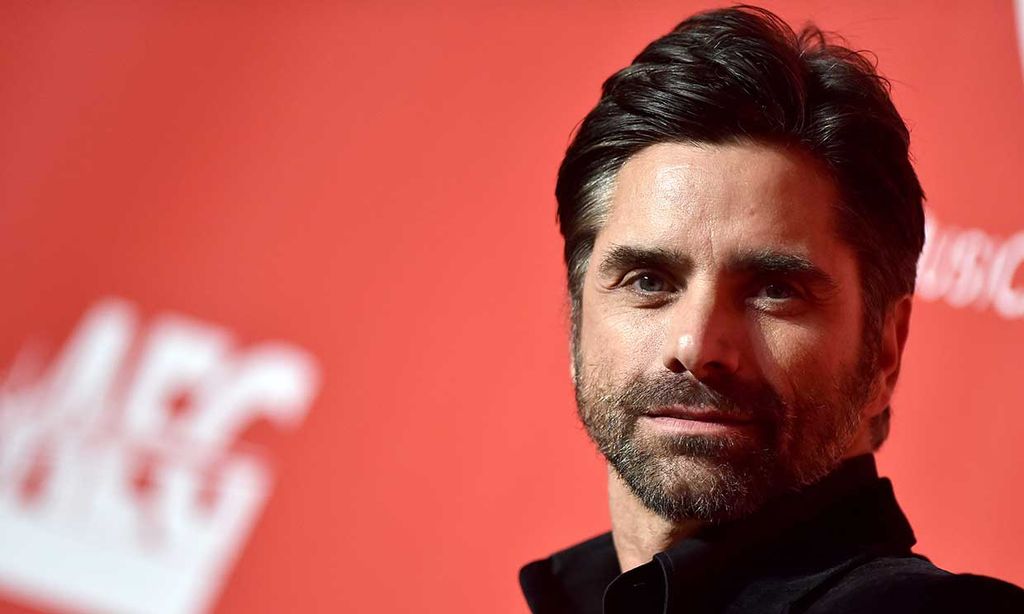 John Stamos habla de los duros momentos que vivió tras el nacimiento prematuro de su bebé