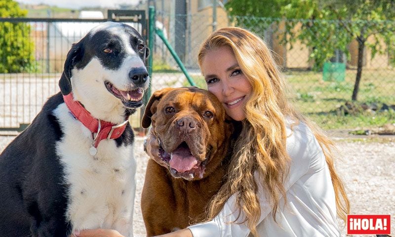 En ¡HOLA!: Alicia Alcocer Koplowitz y Elisabetta Franchi, juntas en defensa de los animales