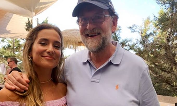 El inesperado encuentro de María Pombo con Mariano Rajoy durante la despedida de soltera de su hermana