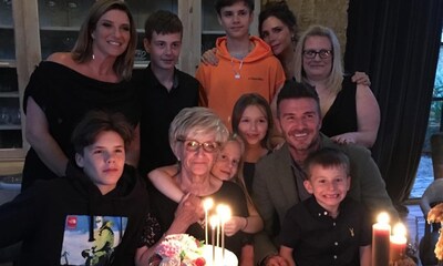 David Beckham reúne a su familia en el cumpleaños de su madre, ¿viajará a la boda de Sergio Ramos?