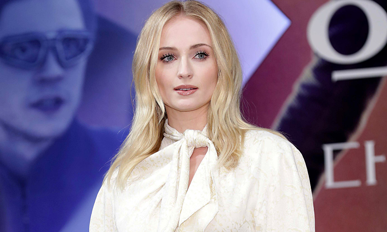 Sophie Turner y su enorme parecido con esta otra estrella, ¿será la protagonista de su biopic?