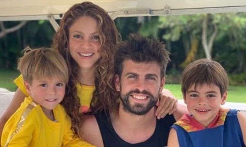 ¡Con sus hijos y en un destino desconocido! Shakira y Gerard Piqué comienzan sus vacaciones