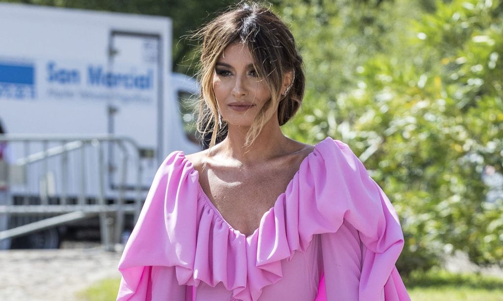 Todo sobre los looks de alfombra roja de las invitadas a la boda de María Pombo