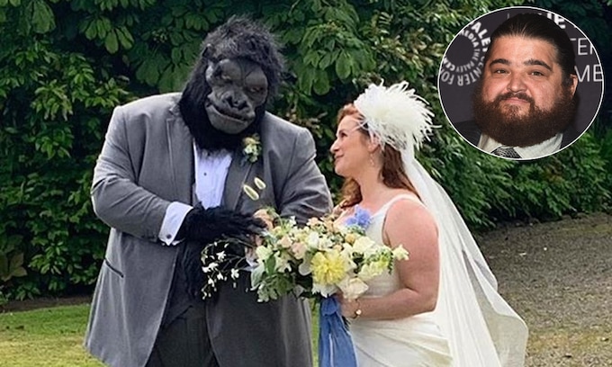 Jorge García, de Lost, se casa disfrazado de gorila