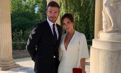 ¡Como Reyes! Los Beckham celebran su 20 aniversario en Versalles