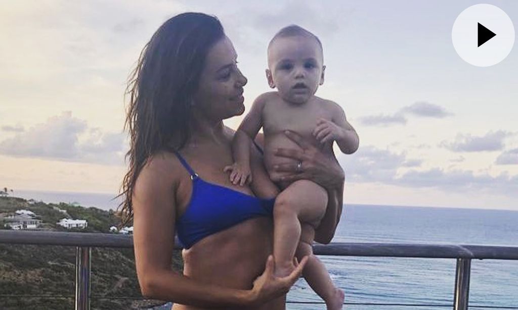 Eva Longoria se lleva al pequeño Santi de vacaciones familiares a Barcelona
