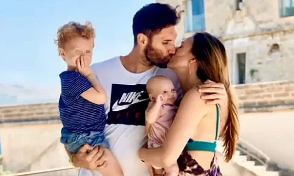 Helen Lindes Y Rudy Fernandez Vuelven Cuatro Anos Despues Y Con Su Familia Al Lugar De Su Boda