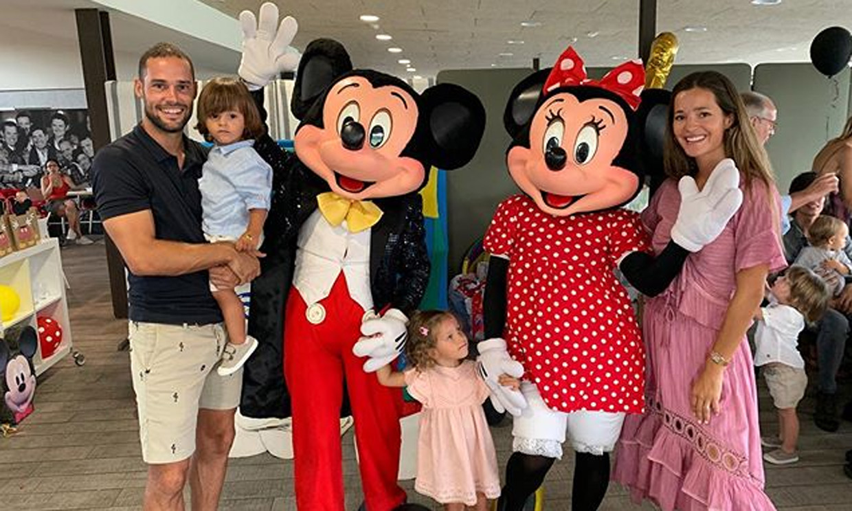 Malena Costa y Mario Suárez celebran el cumpleaños de su hijo con una fiesta temática