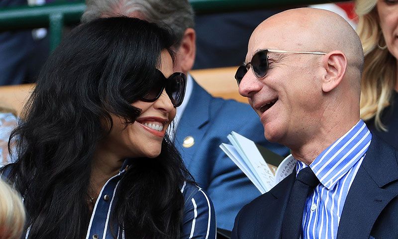 ¡Ya no se esconden! Jeff Bezos y Lauren Sanchez se dejan ver juntos por primera vez en Wimbledon