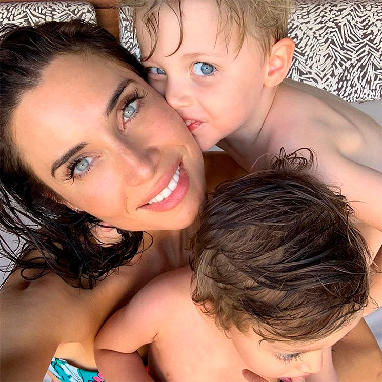 Pilar Rubio disfruta con sus grandes amores de la mejor 'pool party'