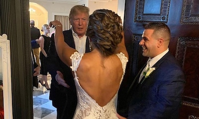 Donald Trump desata la locura al aparecer por sorpresa en una boda