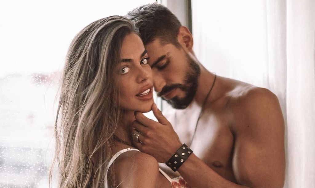 Violeta y Fabio sellan su amor y su paso por 'Supervivientes' con un tatuaje