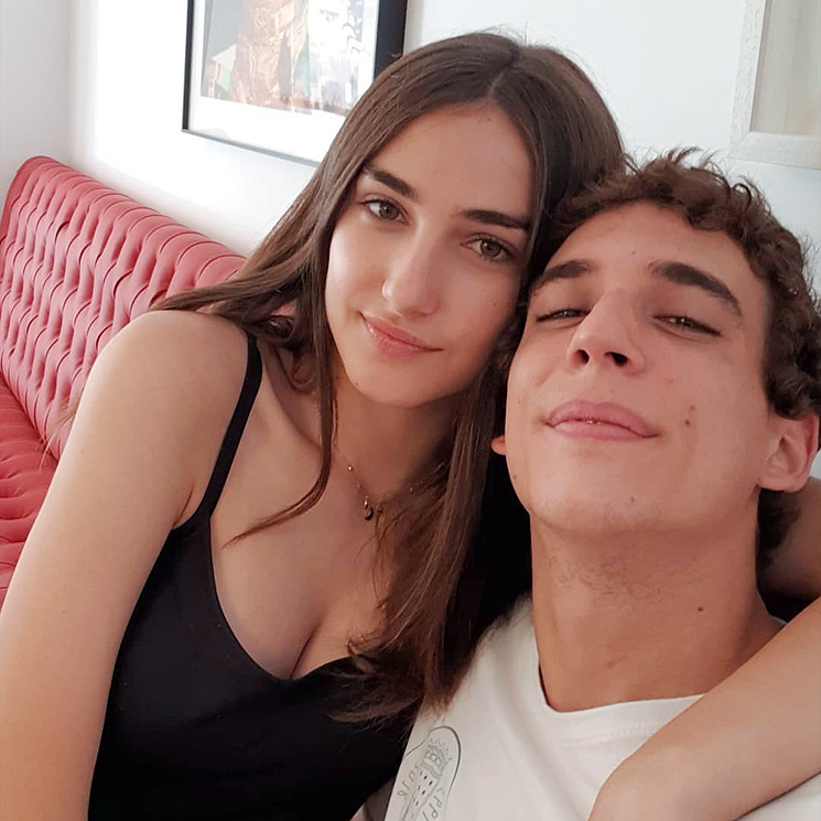 Sandra Escacena comparte su primera foto con Miguel Herrán