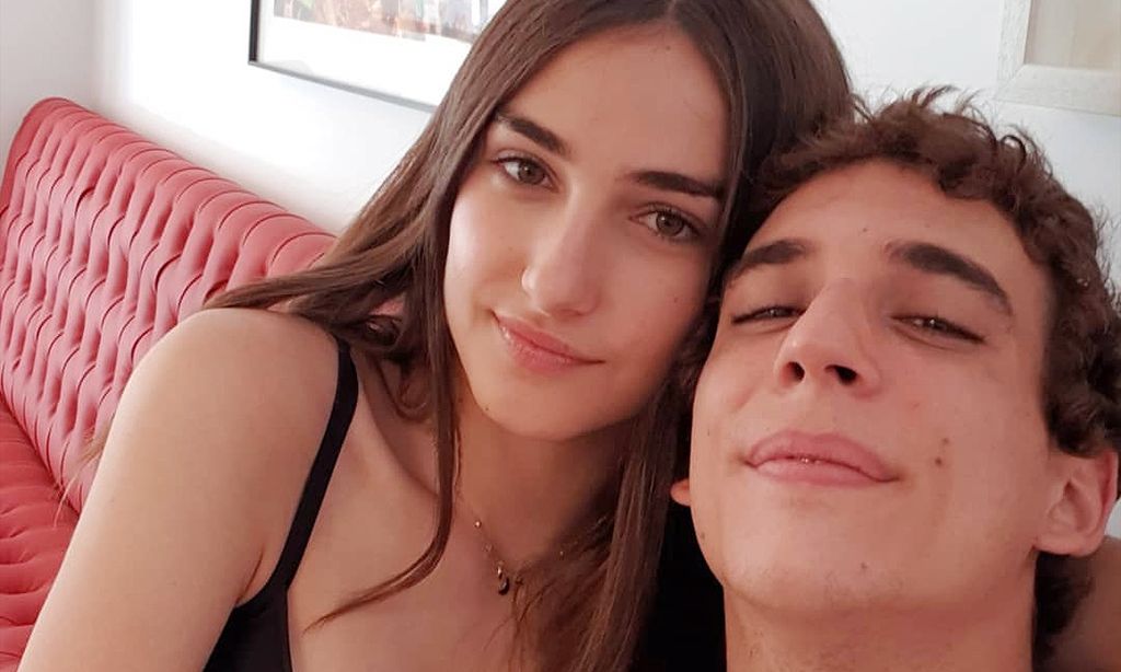 Sandra Escacena comparte su primera foto con Miguel Herrán