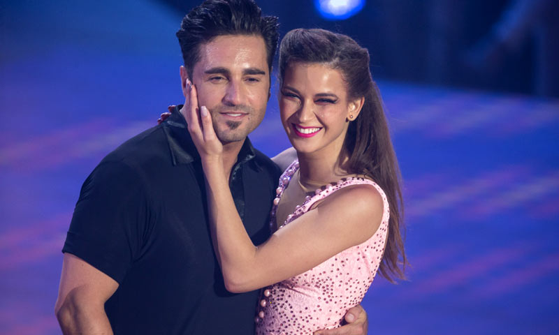 David Bustamante y Yana Olina, derroche de amor y sensualidad en el escenario