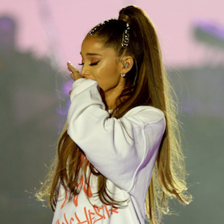 'Completamente abrumada': Ariana Grande vuelve a Mánchester dos años después del atentado