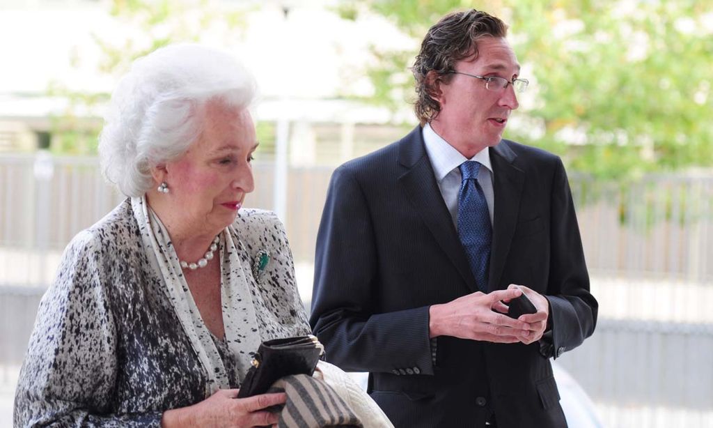 Fernando Gómez-Acebo, sobre el estado de salud de su madre, la infanta Pilar: 'Ya está en planta y está mejor'