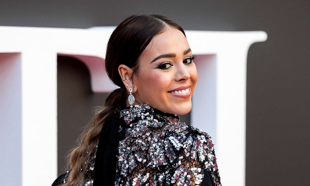 El protagonista del videoclip de Danna Paola te va a sonar (y mucho)