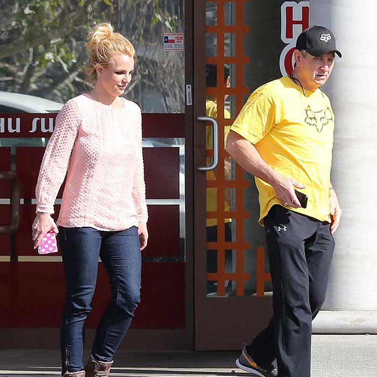 El padre de Britney Spears renuncia a ser su tutor tras el altercado con su nieto