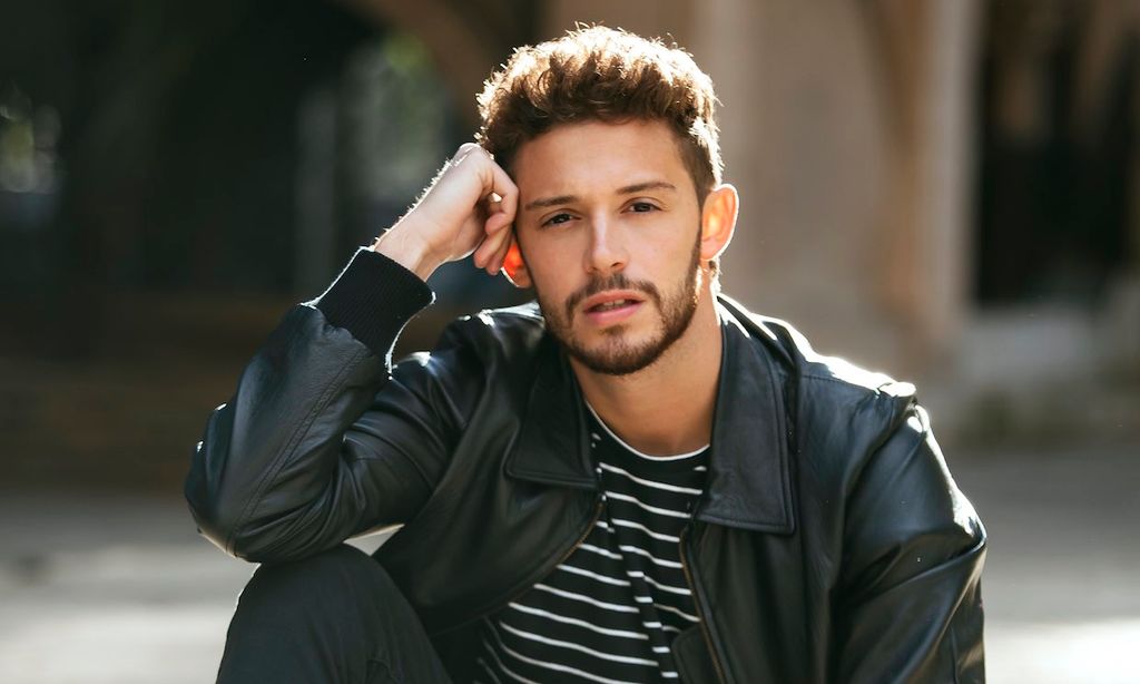 Ruggero Pasquarelli nos cuenta cómo está viviendo su debut musical tras dejar atrás el papel de 'chico Disney'