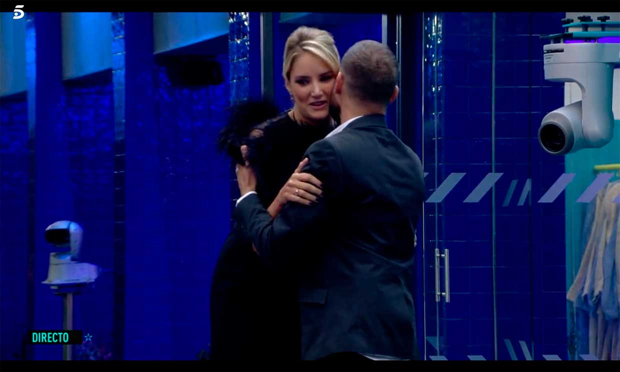 Encuentro entre Alba Carrillo y Antonio David Flores en GHVIP