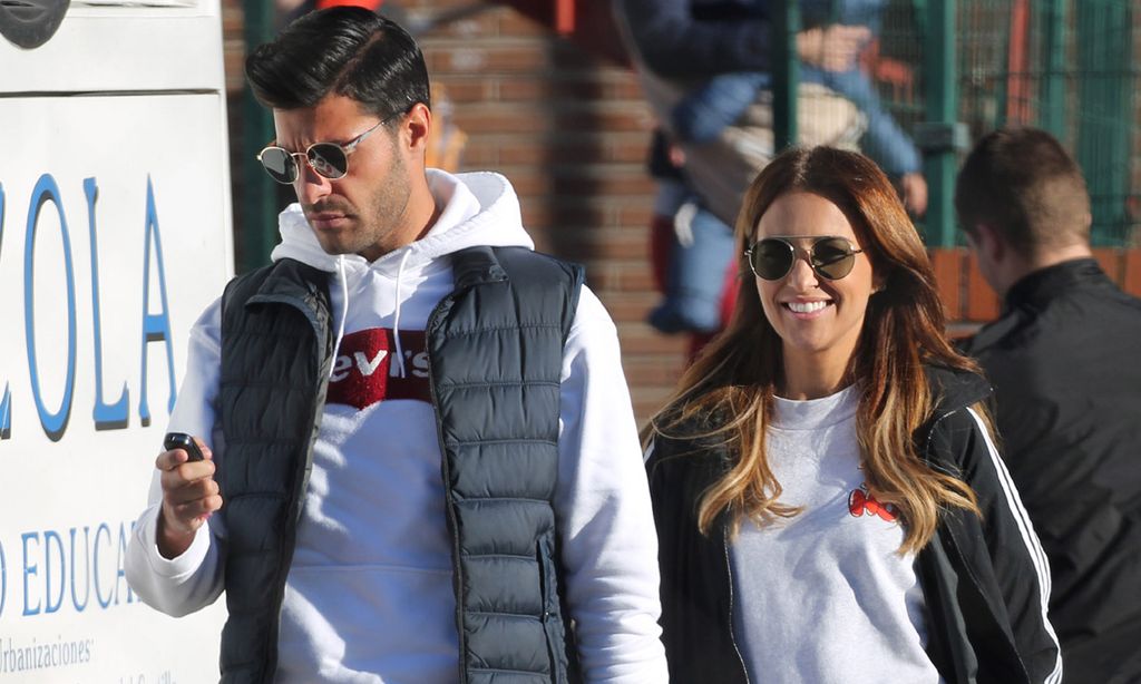 Paula Echevarria No Se Pierde El Debut De Miguel Torres Como Comentarista Deportivo