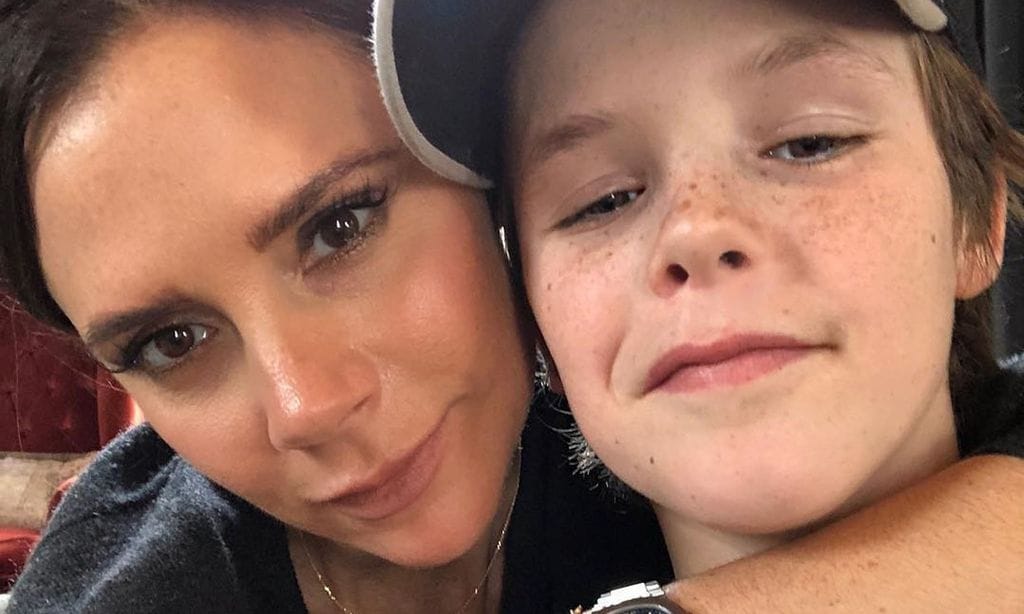 Cruz Beckham 'trolea' a sus padres con un divertido filtro
