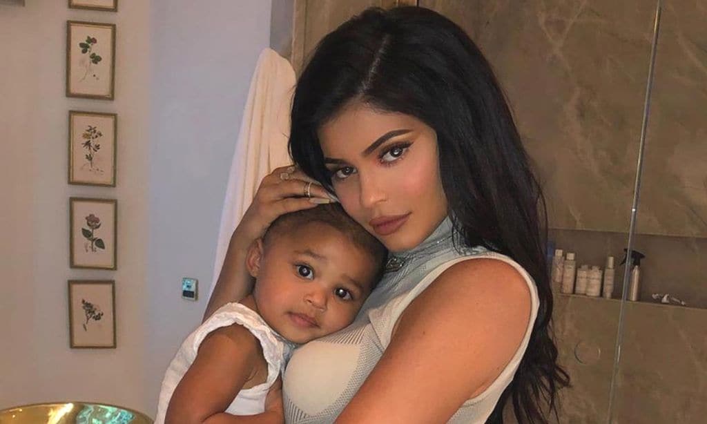 Stormi, la hija de Kylie Jenner, le dice a su mamá lo mucho que la quiere ¡en español!
