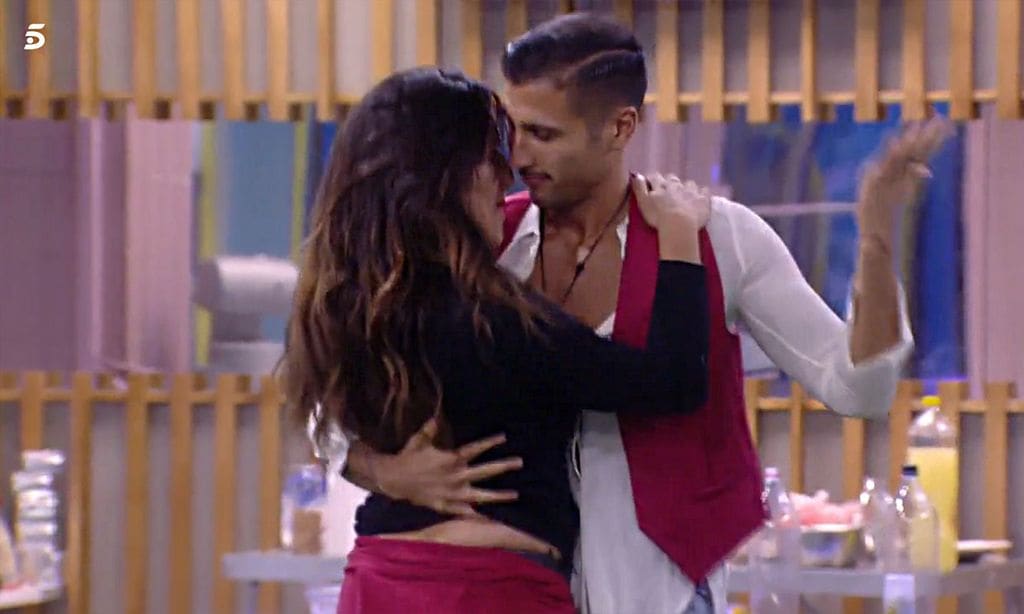 'GH VIP': Irene y Gianmarco se besan mientras Nuria se niega a despedirse de él