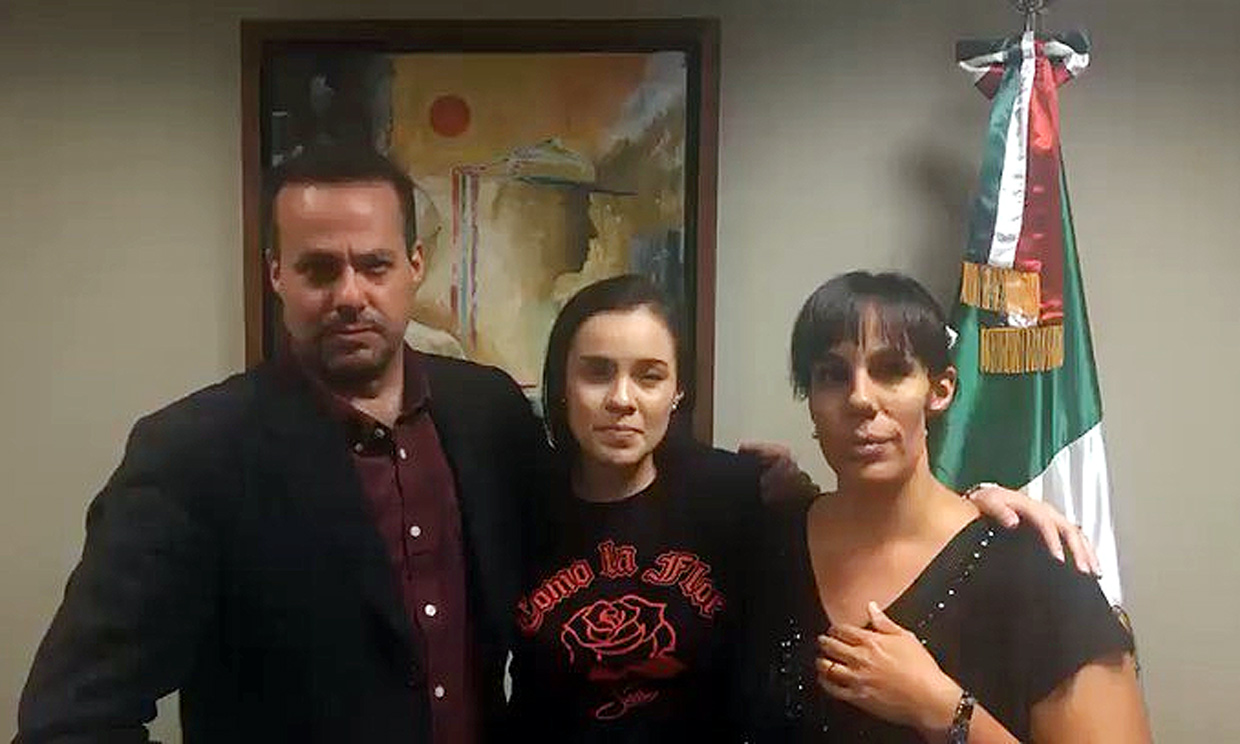 Los hijos de José José se reconcilian para despedirse de su padre