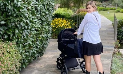 Laura Escanes disfruta del primer paseo de Roma una semana después de ser madre