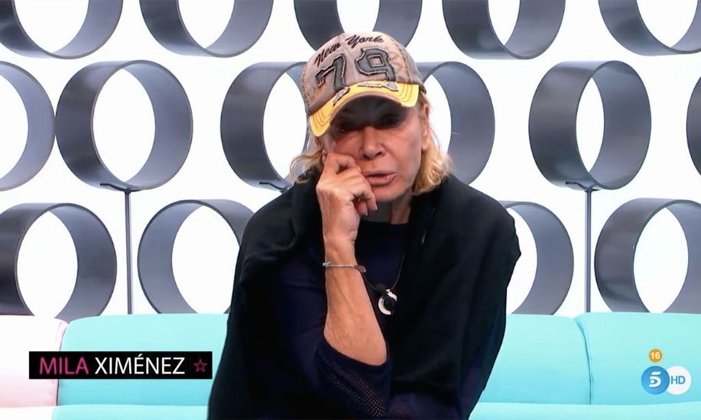 Mila Ximénez y Alba Carrillo, al borde del abandono por Kiko Jiménez