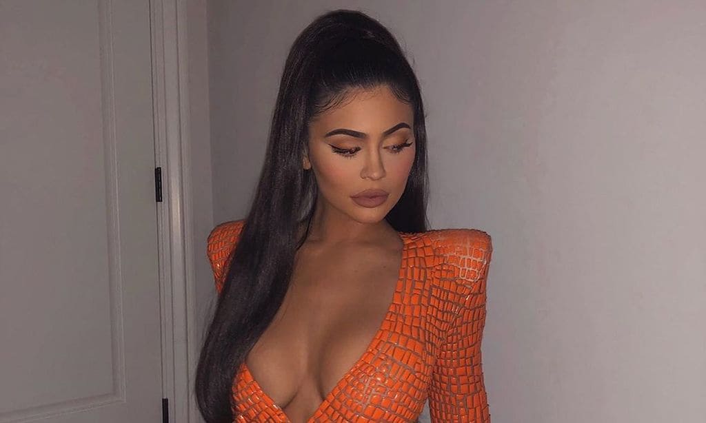 Ni te imaginas cuánto tarda Kylie Jenner en maquillarse