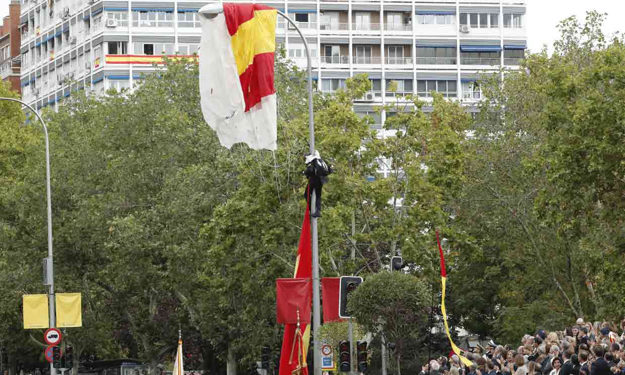 El susto con final feliz que ha marcado el desfile de las Fuerzas Armadas