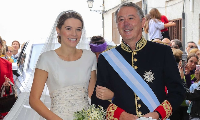 Irene, la hija de José María Michavila, se casa con Ramón Lladó