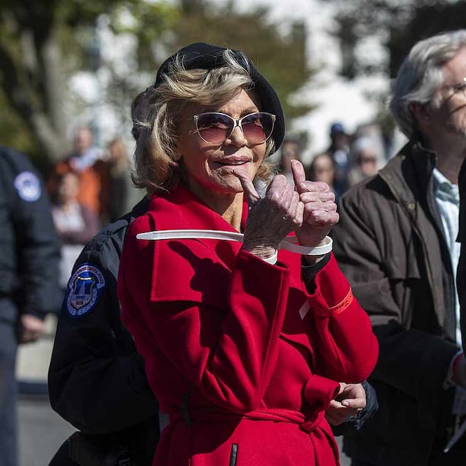 Jane Fonda, arrestada de nuevo junto a su compañero de reparto Sam Waterston