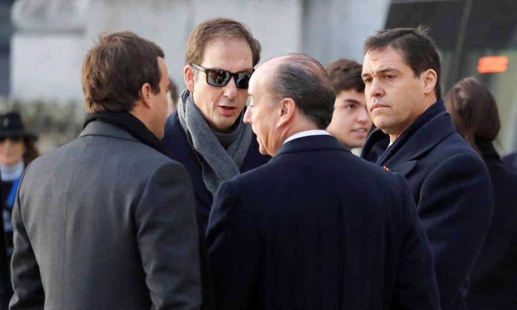 Veintidós miembros de la familia Franco han asistido a la exhumación